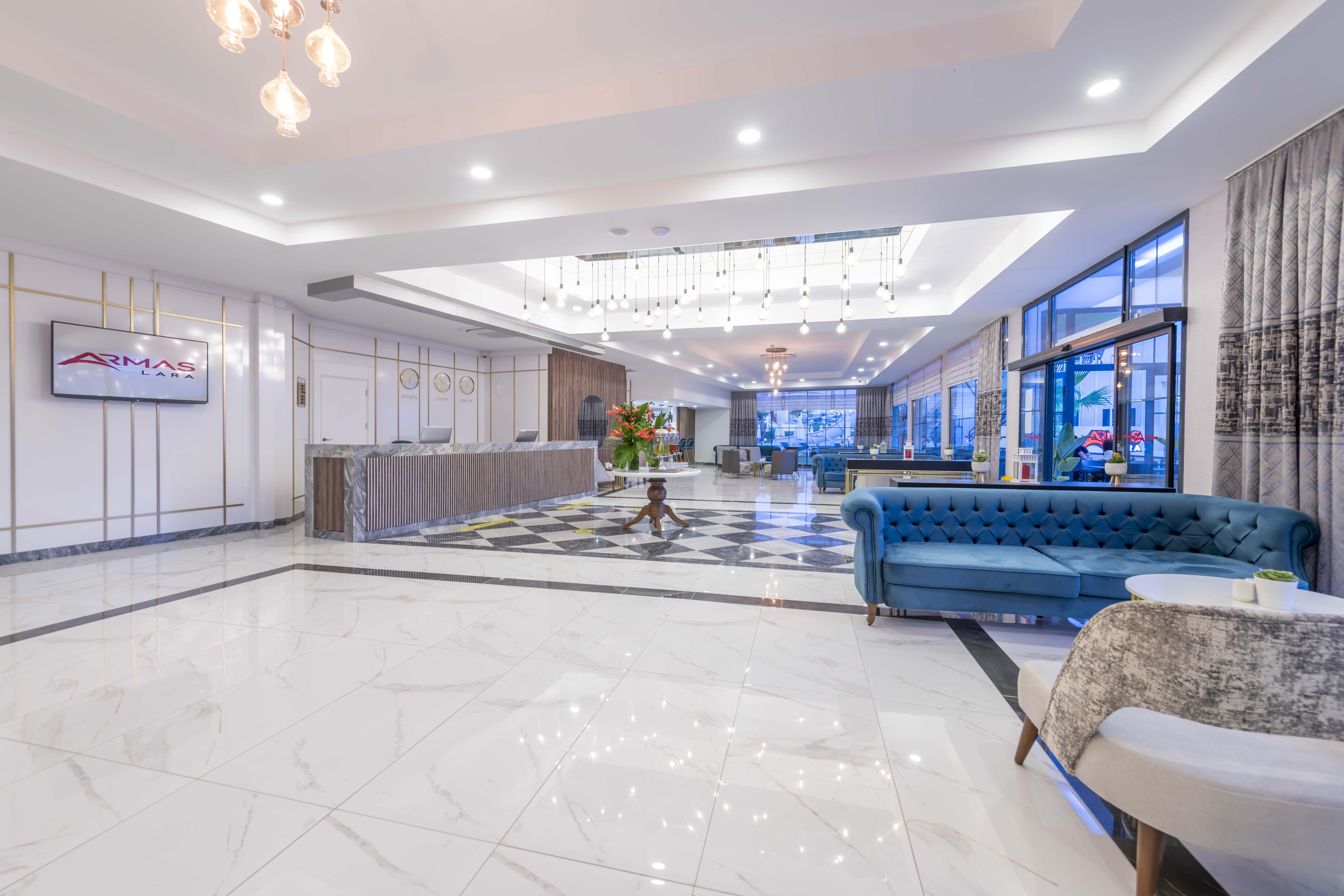 Royal Towers Lara Hotel Antalya Exterior photo